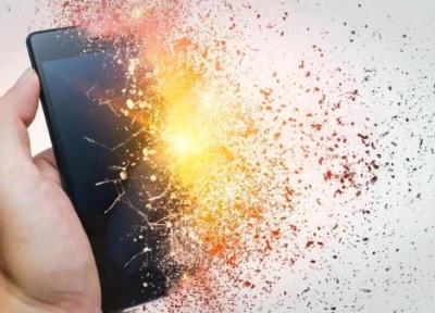 انفجار باتری موبایل هنگام تعمیر